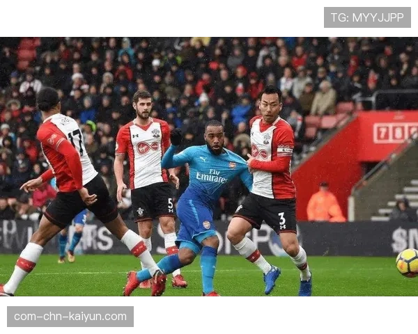 荷甲中游球队竞争激烈 奈梅亨与乌德勒支同积24分争夺欧战席位 荷甲中游球队竞争激烈 奈梅亨与乌德勒支同积24分争夺欧战席位